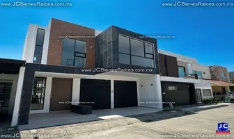 Foto de inmueble en Sin nombre de calle, Col. Las Palmas C.P. 94274, Medellín de Bravo