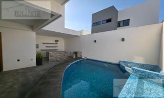 Foto de inmueble en Casa EN Venta EN Lomas DE LA Rioja CON Alberca Y Roof Garden CON  Vista A LA Laguna, Col. Lomas de la Rioja C.P. 95266, Alvarado