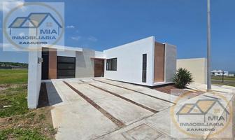 Foto de inmueble en Casa en Venta en Frac. Lomas del Mediterráneo de una Planta, Col. Lomas de la Rioja C.P. 95266, Alvarado