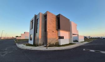 Foto de inmueble en Lomas de la Rioja, Casa en Venta con Vista a la Laguna y Amplio Jardín, Col. Lomas de la Rioja C.P. 95266, Alvarado