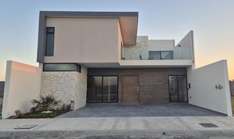 Foto de inmueble en Lomas del Mediterraneo Casa en Venta con Recamara en PB y Jacuzzi #51, Col. Lomas de la Rioja C.P. 95266, Alvarado