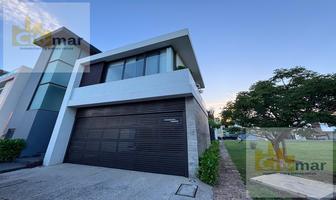 Foto de inmueble en Hermosa Casa en Renta en Lomas del Sol con Paneles Solares #-, Col. Lomas del Sol C.P. 95264, Alvarado