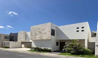 Foto de inmueble en Lomas DEL Sol, Casa en Renta con Amplio Jardin con Alberca y Estancia de TV, Col. Lomas del Sol C.P. 95264, Alvarado