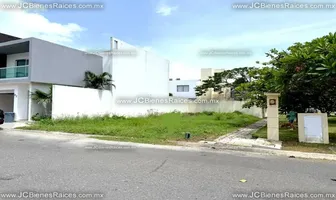 Foto de inmueble en Sin nombre de calle, Col. Lomas del Sol C.P. 95264, Alvarado