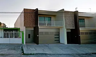 Foto de inmueble en Av. Fernando López Arias #54, Col. Manuel Nieto C.P. 94296, Boca del Río