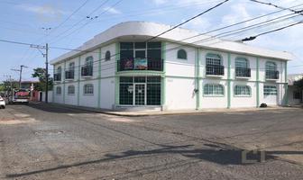 Foto de inmueble en Edificio en Venta en Esquina con Salones Para Eventos Diversos y Oficinas Todo Climatizado, Col. Miguel Ángel de Quevedo C.P. 91860, Veracruz