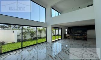 Foto de inmueble en Casa EN Venta EN Punto Lomas CON Recamara EN Planta Baja Y Roof Garden CON Medio Baño, Col. Residencial Mallorca C.P. 95264, Alvarado