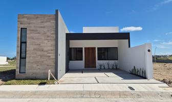 Foto de inmueble en Punto Lomas Casa en Venta de una Planta con Jardín., Col. Residencial Playa Dorada C.P. 95264, Alvarado