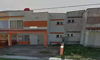 Foto de inmueble en PLAYA FARALLON DON CARLOS #33, Col. Residencial las Olas C.P. 96343, Cosoleacaque