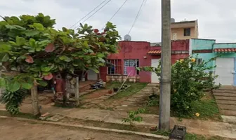 Foto de inmueble en Sin nombre de calle, Col. Residencial las Olas C.P. 96343, Cosoleacaque