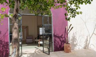 Foto de inmueble en calle 69, Col. Azcorra C.P. 97177, Mérida