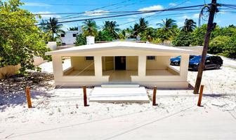 Foto de inmueble en C 19 entre  166 y 164, Col. Chelem C.P. 97336, Progreso