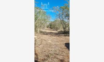Foto de inmueble en Sin nombre de calle #1, Col. Chichi Suárez C.P. 97306, Mérida