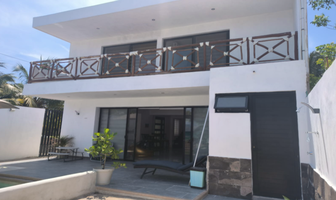 Foto de inmueble en calle 1, Col. Chicxulub Puerto C.P. 97330, Progreso