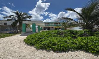 Foto de inmueble en calle 17, Col. Chicxulub Puerto C.P. 97330, Progreso