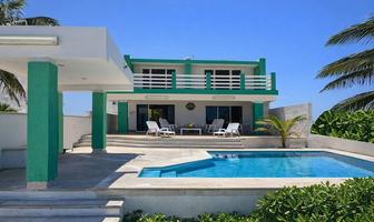 Foto de inmueble en calle 19, Col. Chicxulub Puerto C.P. 97330, Progreso