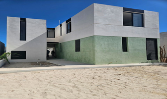 Foto de inmueble en calle 8, Col. Chicxulub Puerto C.P. 97330, Progreso