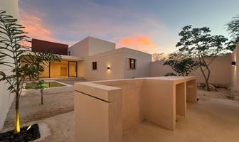 Foto de inmueble en 7 Ceiba, Col. Cholul C.P. 97305, Mérida