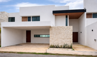 Foto de inmueble en Calle 20, Col. Cholul C.P. 97305, Mérida
