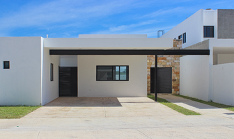 Foto de inmueble en calle 1, Col. Cholul C.P. 97305, Mérida