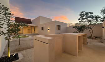 Foto de inmueble en calle 1, Col. Cholul C.P. 97305, Mérida