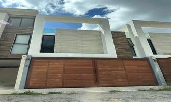 Foto de inmueble en calle 11, Col. Cholul C.P. 97305, Mérida