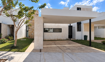Foto de inmueble en calle 20, Col. Cholul C.P. 97305, Mérida