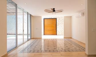 Foto de inmueble en calle 26, Col. Cholul C.P. 97305, Mérida