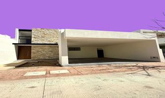 Foto de inmueble en calle 48, Col. Cholul C.P. 97305, Mérida