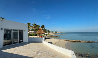 Foto de inmueble en calle 5, Col. Chuburna Puerto C.P. 97336, Progreso