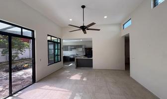 Foto de inmueble en calle SN, Col. Chuburna de Hidalgo V C.P. 97203, Mérida