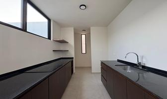 Foto de inmueble en calle 10, Col. Conkal C.P. 97345, Conkal