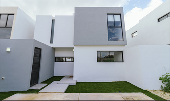 Foto de inmueble en calle SN, Col. Conkal C.P. 97345, Conkal