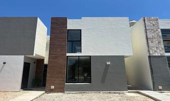 Foto de inmueble en 117, Col. Diamante Paseos de Opichen C.P. 97249, Mérida
