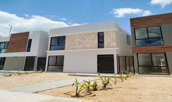 Foto de inmueble en Poniente, Col. Diamante Paseos de Opichen C.P. 97249, Mérida