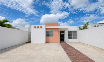 Foto de inmueble en calle 1, Col. Fraccionamiento Paseos de Mérida C.P. 97312, Mérida