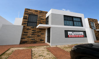 Foto de inmueble en 35 a, Col. Gran San Pedro Cholul C.P. 97305, Mérida