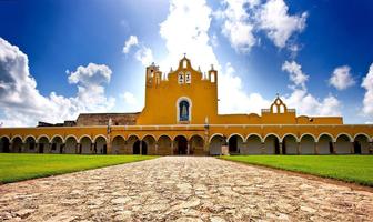 Foto de inmueble en WXPC+X7F, Col. Izamal C.P. 97540, Izamal