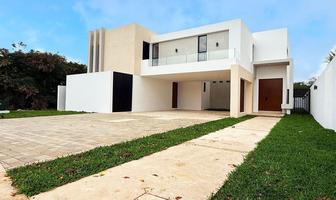 Foto de inmueble en calle W2, Col. Komchen C.P. 97302, Mérida