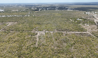 Foto de inmueble en Temozón Norte, Col. Los Cocos C.P. 97000, Mérida