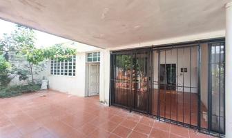 Foto de inmueble en CENTRO LIMITE GARCIA GINERES, Col. Merida Centro C.P. 97000, Mérida
