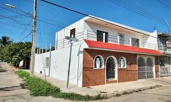 Foto de inmueble en Casa EN Venta 4 Recamaras, Merida, Centro   Pedro Infante (avc-1838), Col. Merida Centro C.P. 97000, Mérida