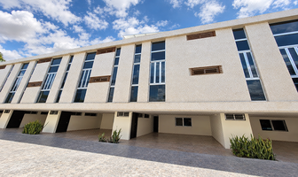 Foto de inmueble en calle 1, Col. Montebello C.P. 97113, Mérida