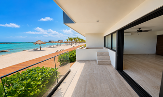 Foto de inmueble en Calle, Col. Nueva Yucalpeten C.P. 97320, Progreso