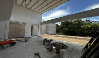 Foto de inmueble en Paseo Jaguar 68, Col. Oncán C.P. 97310, Mérida