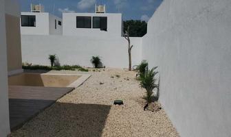 Foto de inmueble en calle 2, Col. Praderas del Mayab C.P. 97347, Conkal