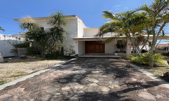Foto de inmueble en calle 10, Col. Residencial Camara de Comercio Norte C.P. 97133, Mérida