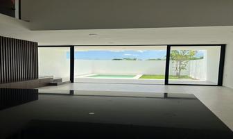 Foto de inmueble en calle ., Col. Residencial Xcanatún C.P. 97302, Mérida