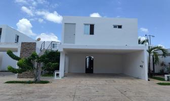 Foto de inmueble en calle 69, Col. Royal del Parque C.P. 97302, Mérida