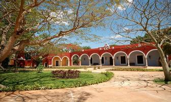 Foto de inmueble en , Col. San Antonio Cucul C.P. 97116, Mérida